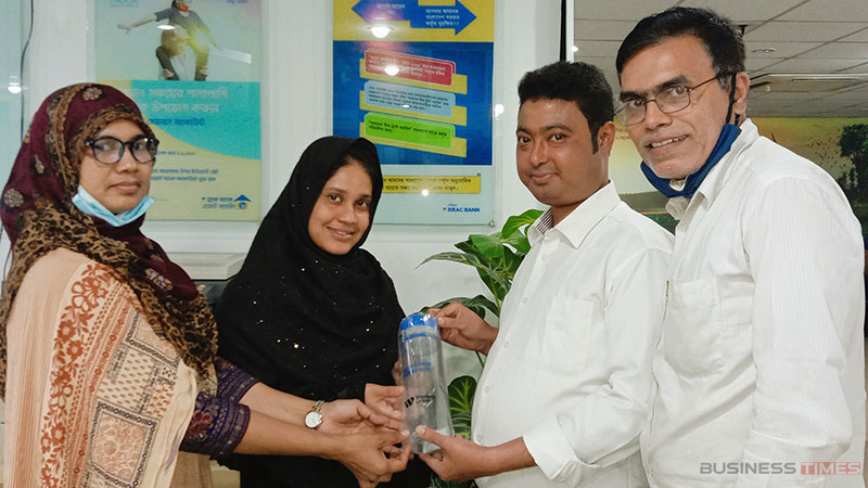 রমজানে ওয়েস্টার্ন ইউনিয়নের রেমিট্যান্স গ্রাহকরা পাচ্ছেন ব্র্যাক ব্যাংকের বিশেষ উপহার