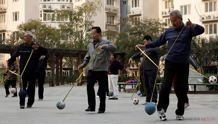 প্রবীণদের যত্নে কৃত্রিম বুদ্ধিমত্তার ব্যবহার বাড়ছে