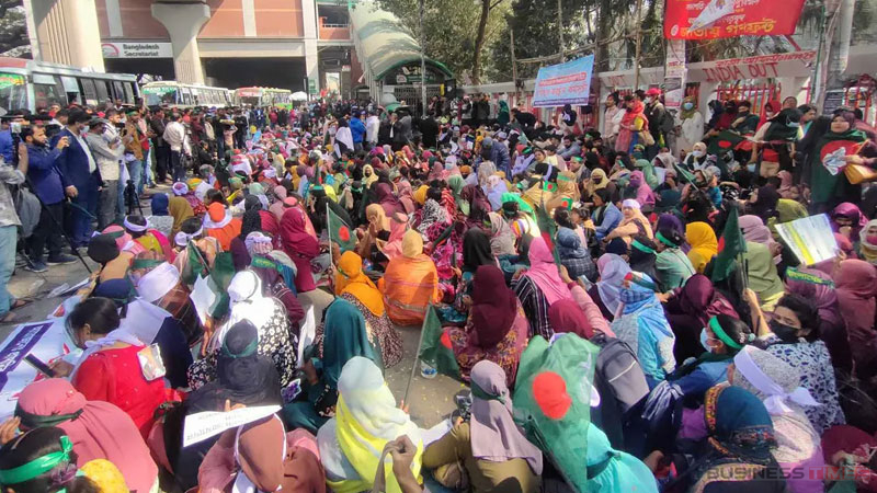 তিন দাবিতে ফের আন্দোলনে যাওয়ার ঘোষণা প্রাথমিক শিক্ষকদের