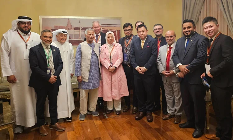 শীর্ষস্থানীয় বিদেশি বিনিয়োগকারীদের সঙ্গে বৈঠক প্রধান উপদেষ্টার