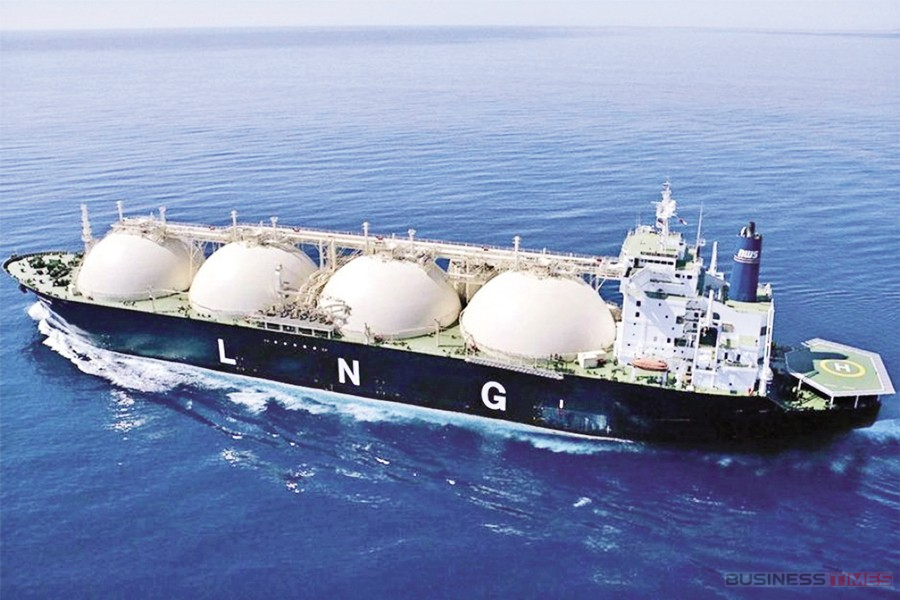 এলএনজি-এলপিজি নিয়ে আগামী সপ্তাহে দেশে আসছে আরও ৫ জাহাজ