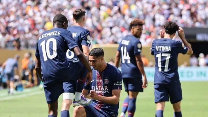 শ্রেষ্ঠত্বের পথে আকাশ ছোঁয়া পিএসজি