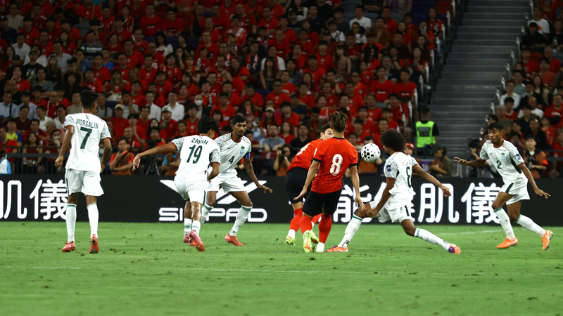 শেষ মুহূর্তের গোলে ড্র করলো বাংলাদেশ