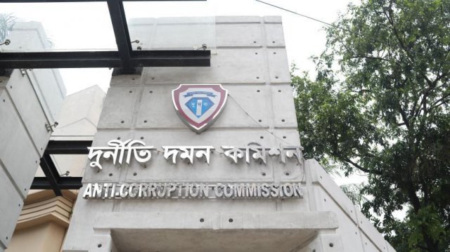 দুদকে নতুন ৩ পরিচালক
