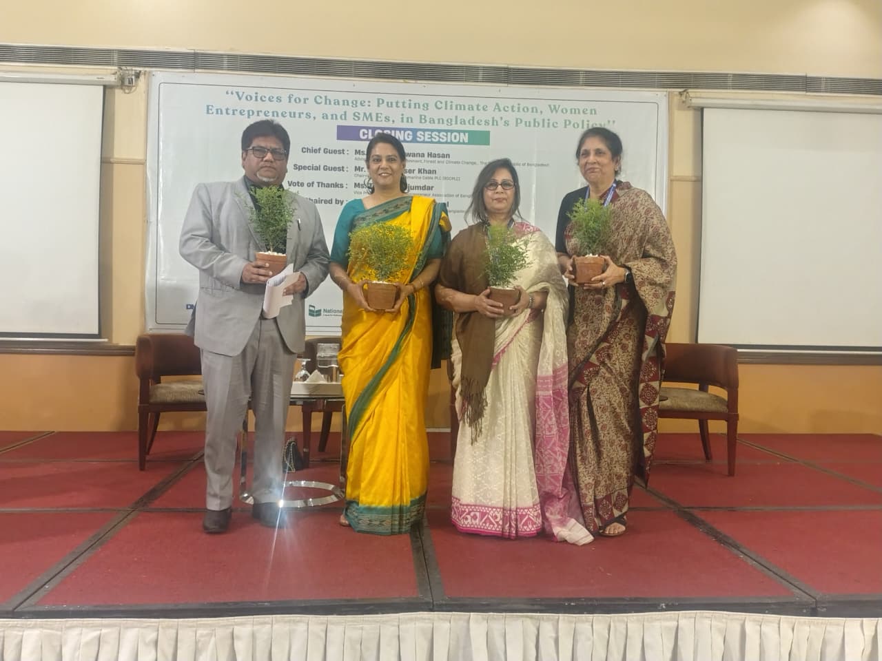 জলবায়ু নীতিমালায় নারী ও ক্ষুদ্র-মাঝারি উদ্যোক্তাদের অন্তর্ভুক্তির দাবি