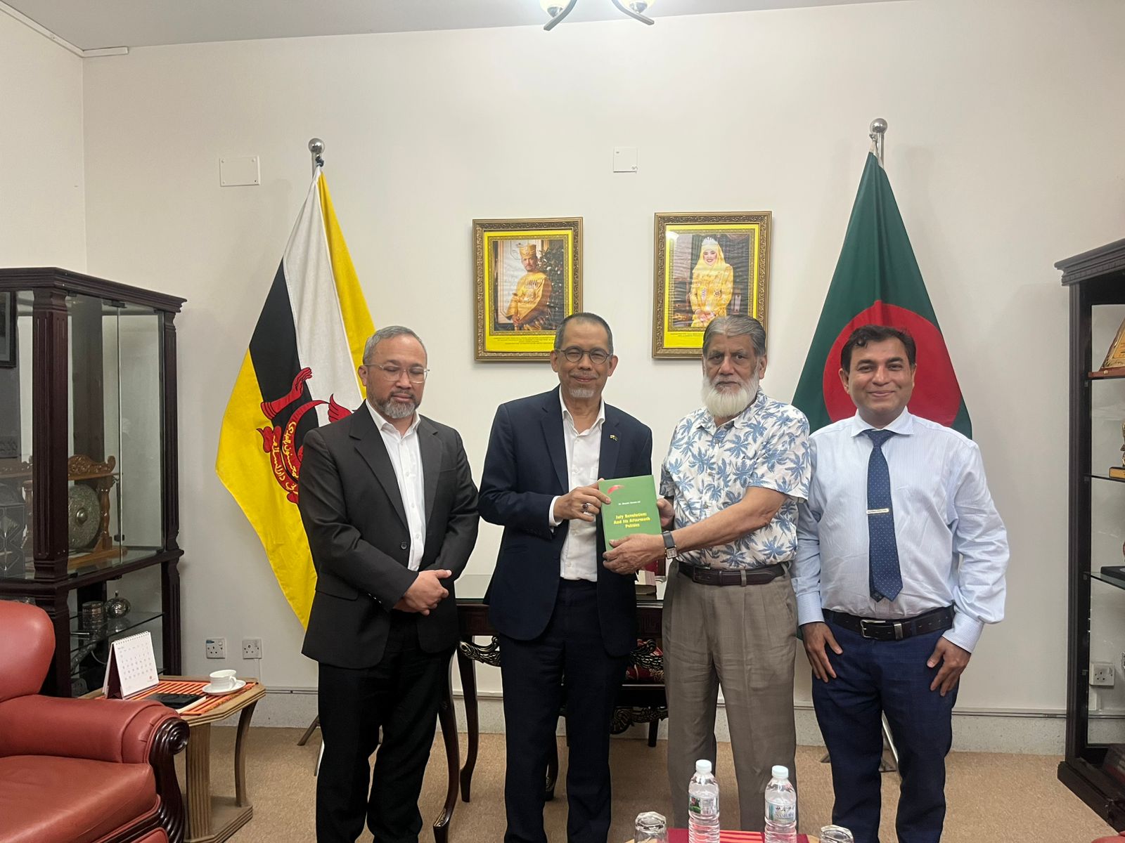 বাংলাদেশ-ব্রুনাই সম্পর্ক: ইঞ্জিনিয়ার রেজাউলকে ব্রুনাইয়ের হাইকমিশনারের ধন্যবাদ বার্তা